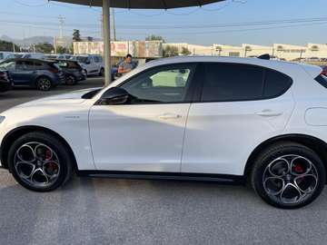 Stelvio 2.2 Veloce Q4 210 Aut. Veloce