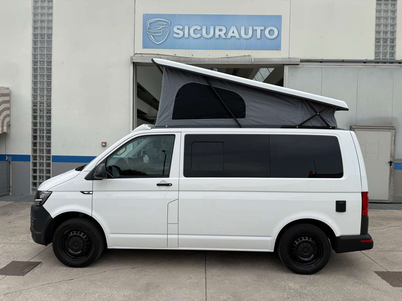 Volkswagen T6 California Allestimento Nuovo Ocean Omologato Camper 4 Posti