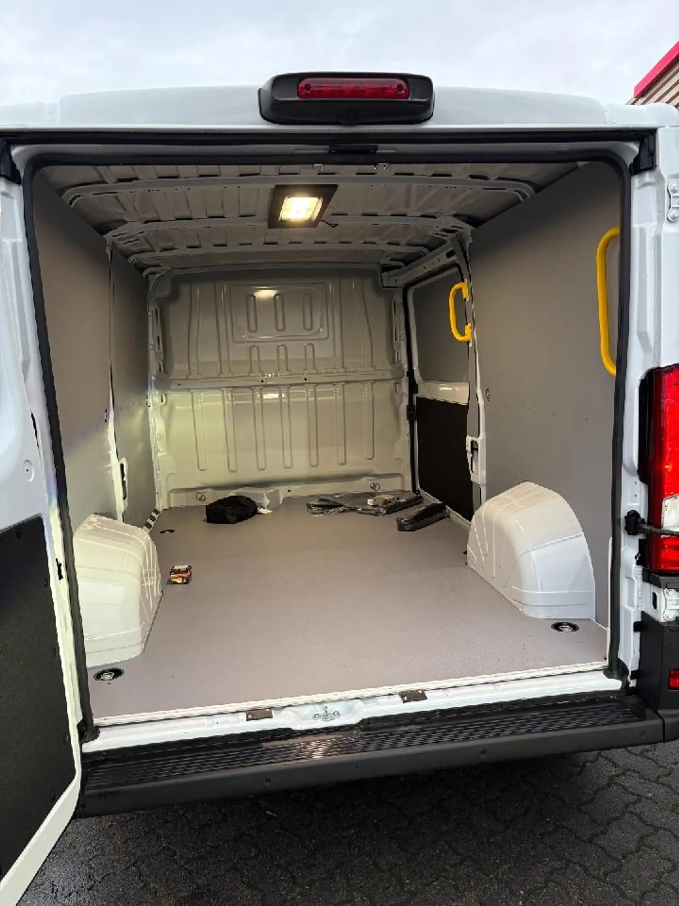 Toyota Proace Max 33 L2H1 BlueHDi 120 Work — photo 11