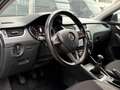 Skoda Octavia Combi 1.6TDI 110pk Navi Clima Cruise € 5.400,- NET Gris - thumbnail 2