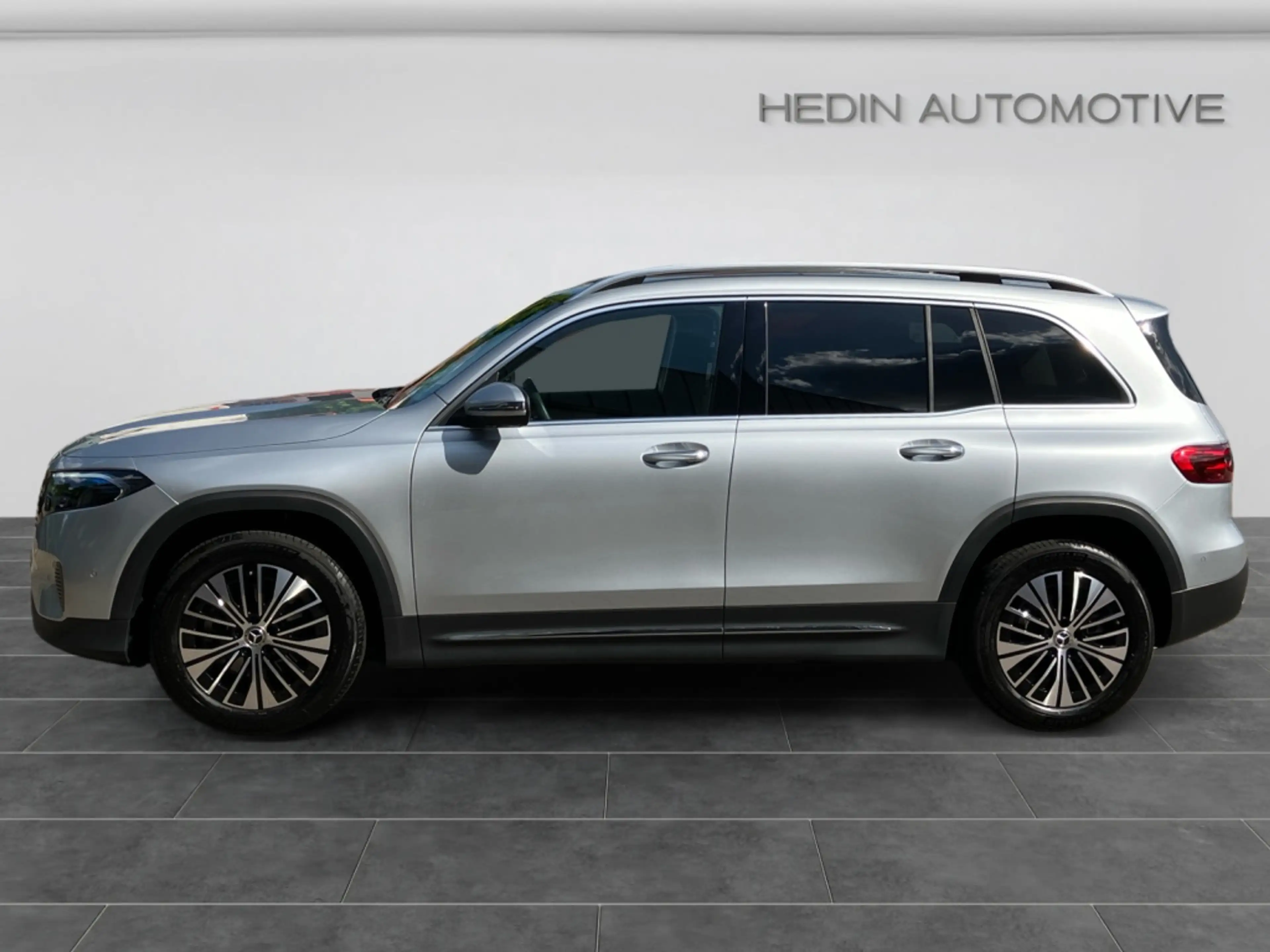 Mercedes-Benz EQB 250 + PANO|KEYL|360°|TOTW|CarPlay|SPIEGEL-P.| — photo 3