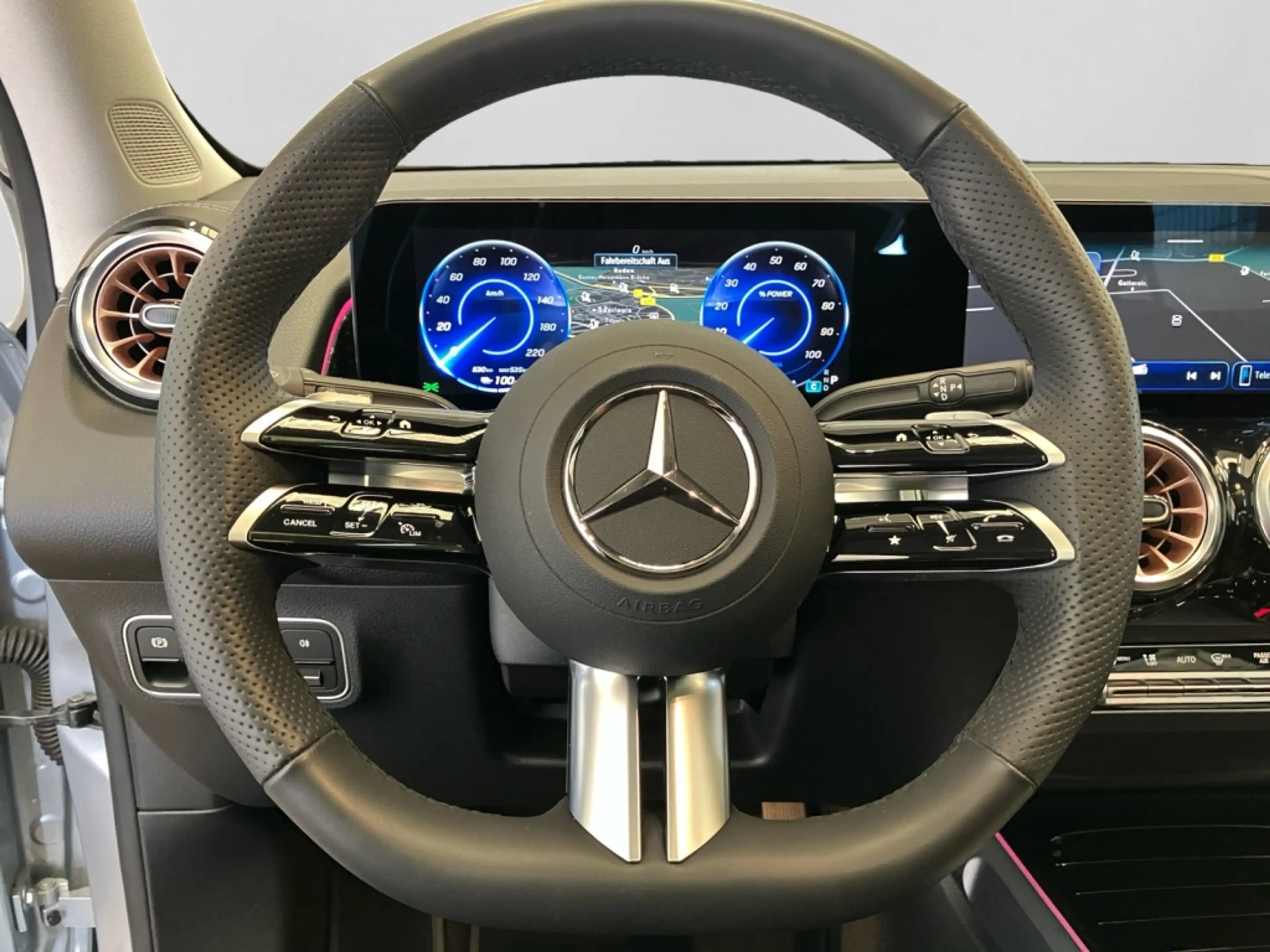 Mercedes-Benz EQB 250 + PANO|KEYL|360°|TOTW|CarPlay|SPIEGEL-P.| — photo 13