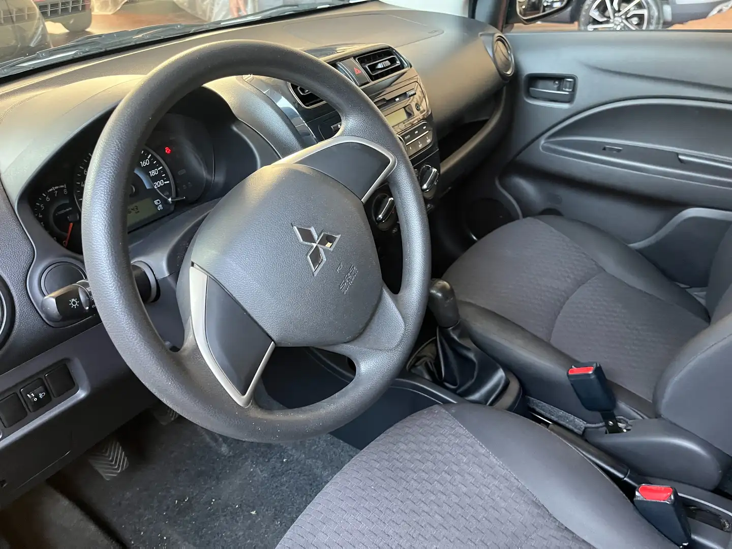 Mitsubishi Space Star Space Star II 2016 1.0 Invite Bianco - 2