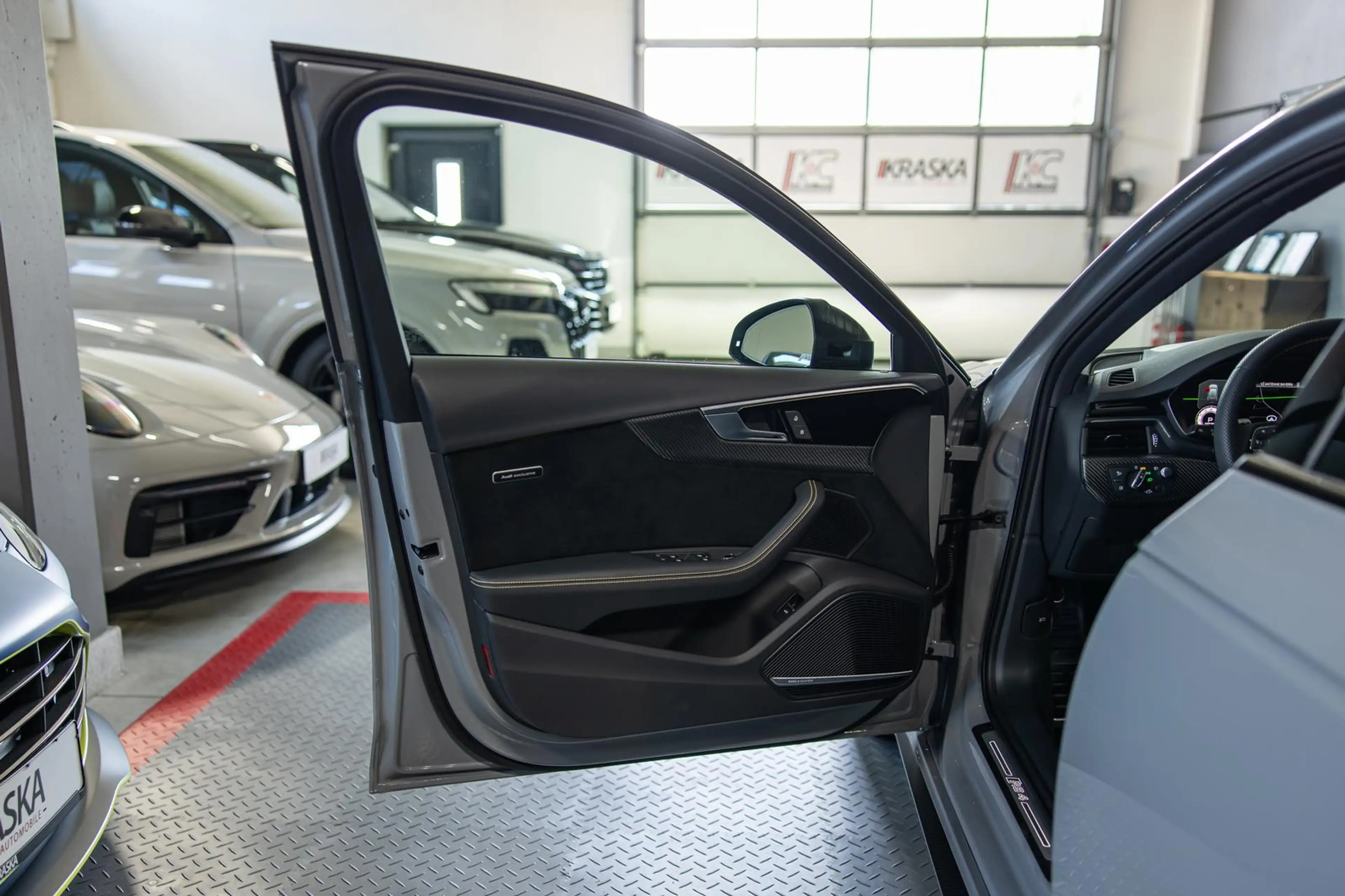 Audi RS4 Avant edition 25 years KERAMIK RS-AGA ABT — photo 15
