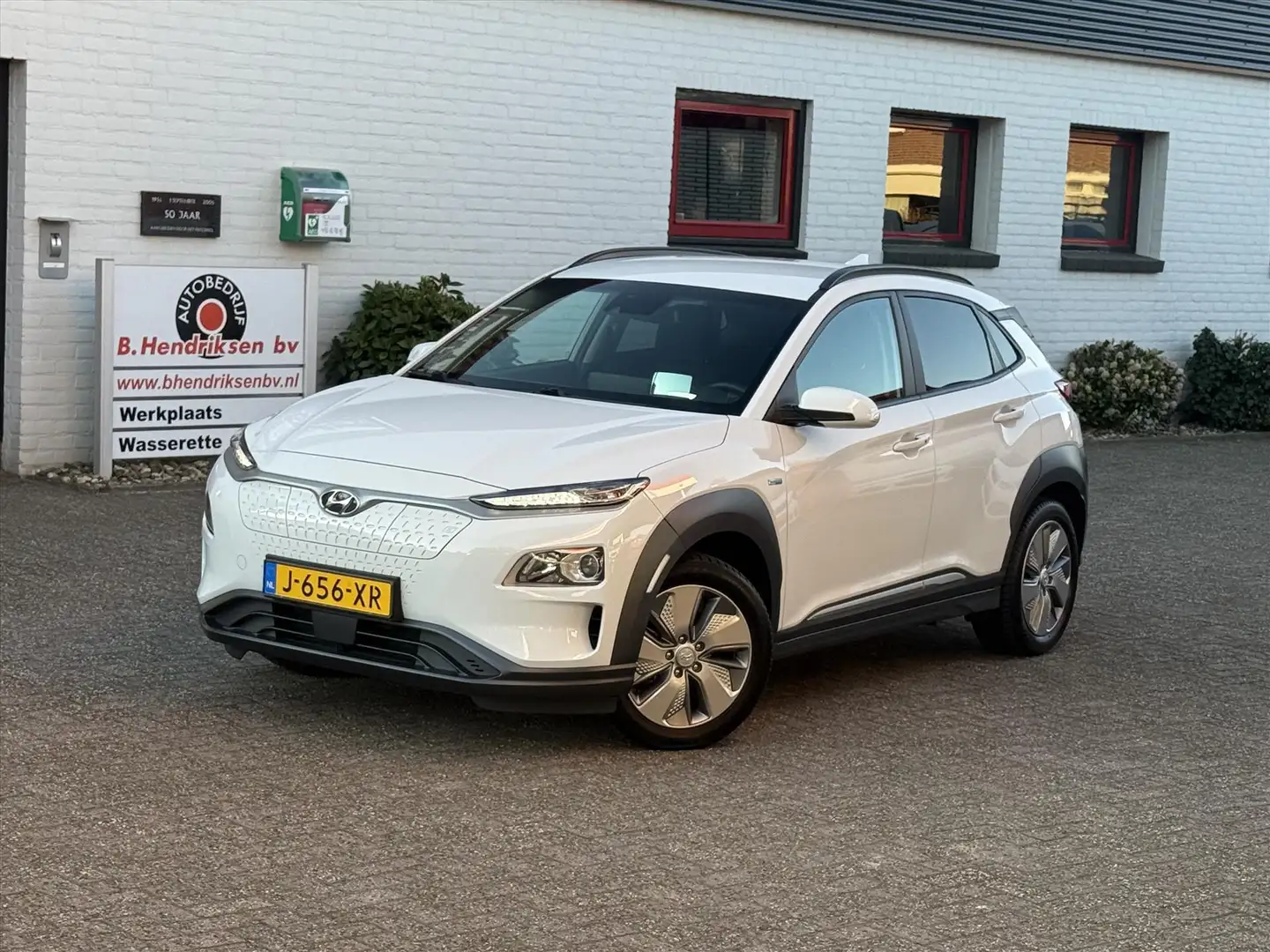 Hyundai KONA EV 64KWH/ 204pk 2WD Aut Fashion/ SOH 100%/ Warmtep Blanc - 1