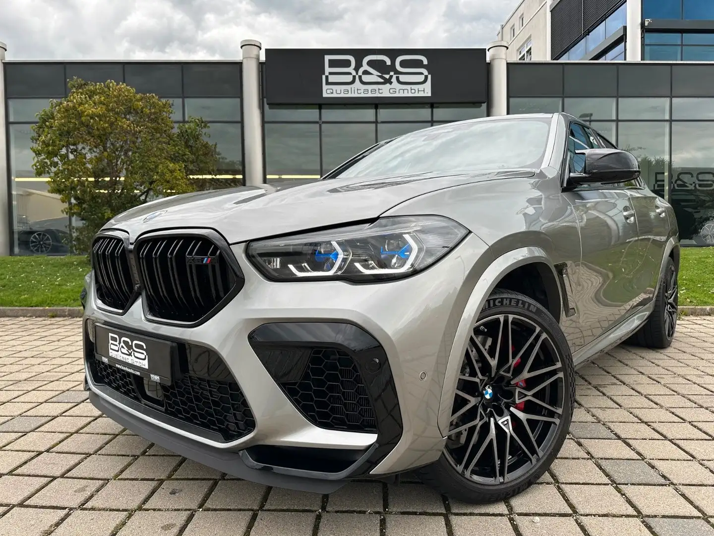 BMW X6 M X6M Competition ACC,HUD,LASER,PANO,HARMAN,SOFTCL Grigio - 1