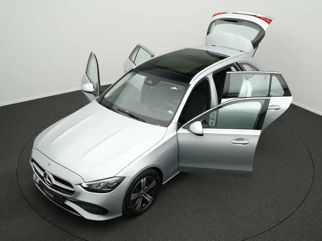 Mercedes-Benz C-Class view 14