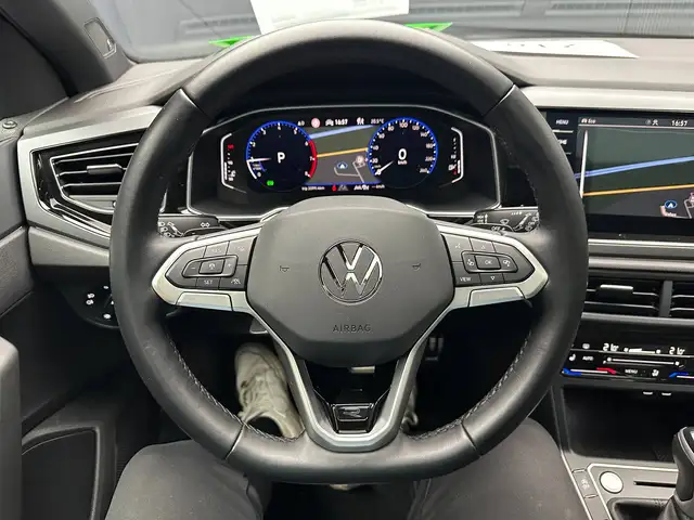 Volkswagen Polo view 17