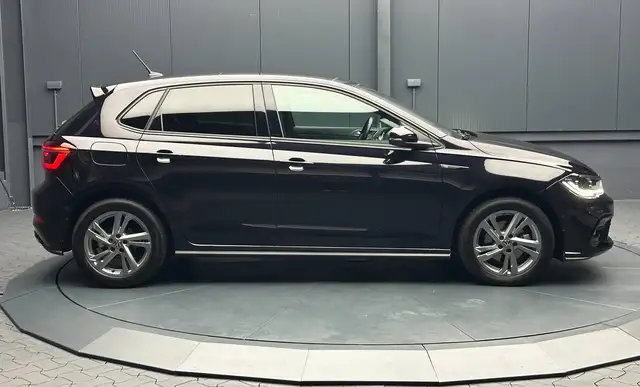 Volkswagen Polo view 6