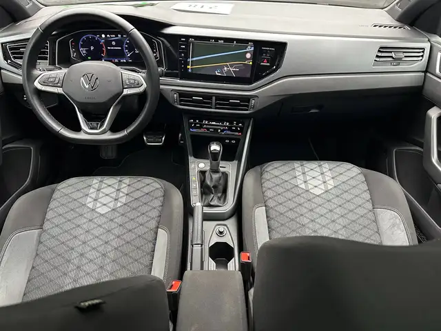 Volkswagen Polo view 13