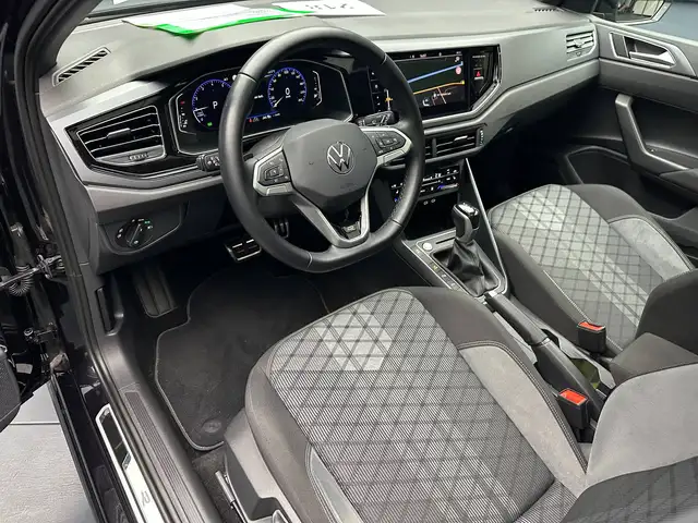 Volkswagen Polo view 16