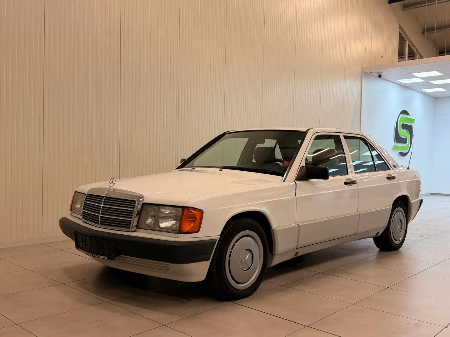 Mercedes-Benz 190 Weiß - 1