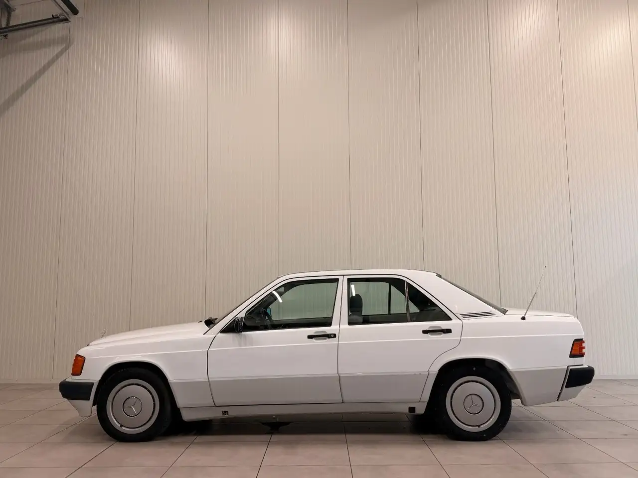 Mercedes-Benz 190, foto 6