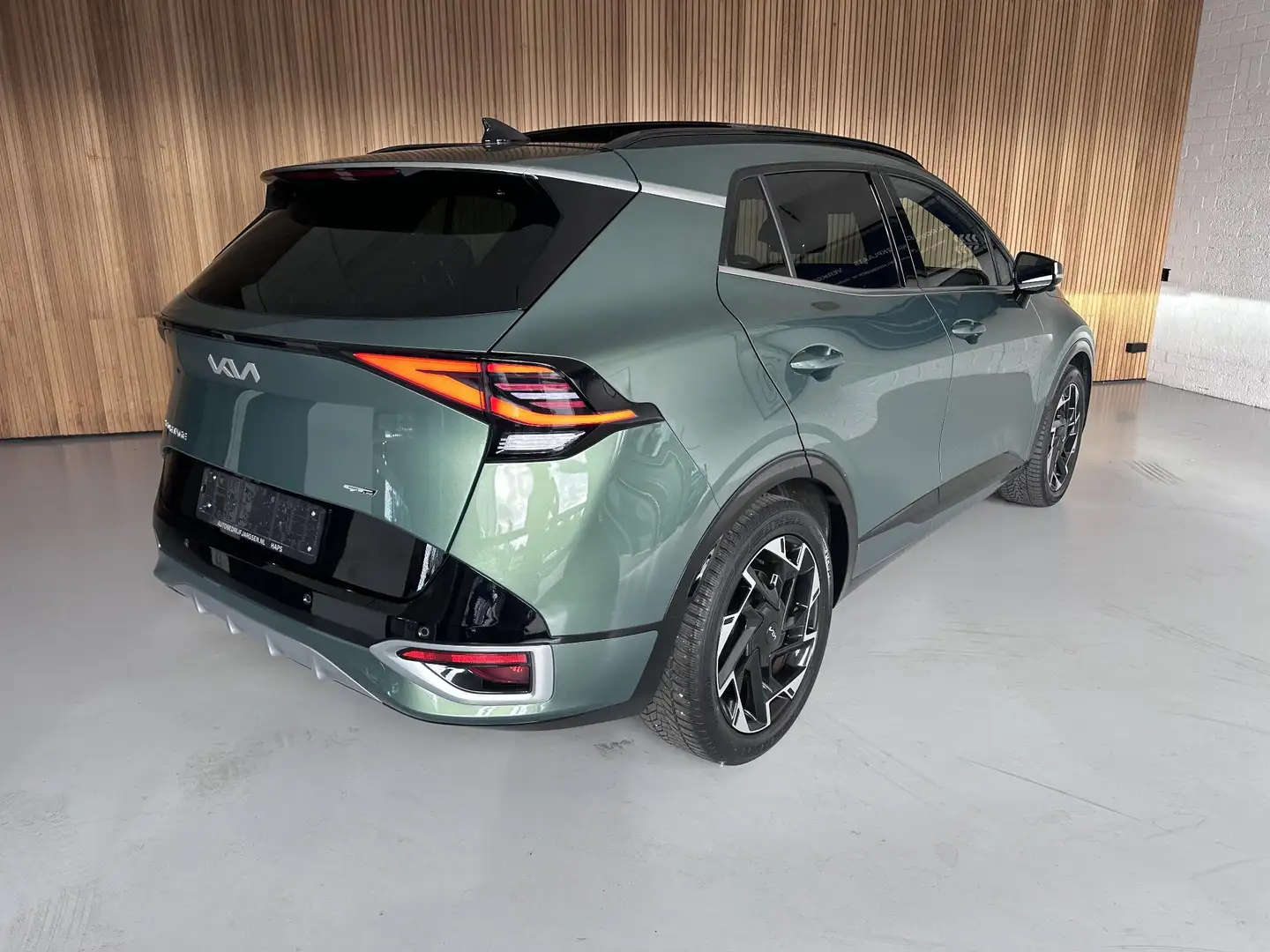 Kia Sportage 1.6 T-GDi MHEV GT-Line | Panoramadak | Trekhaak Groen - 2