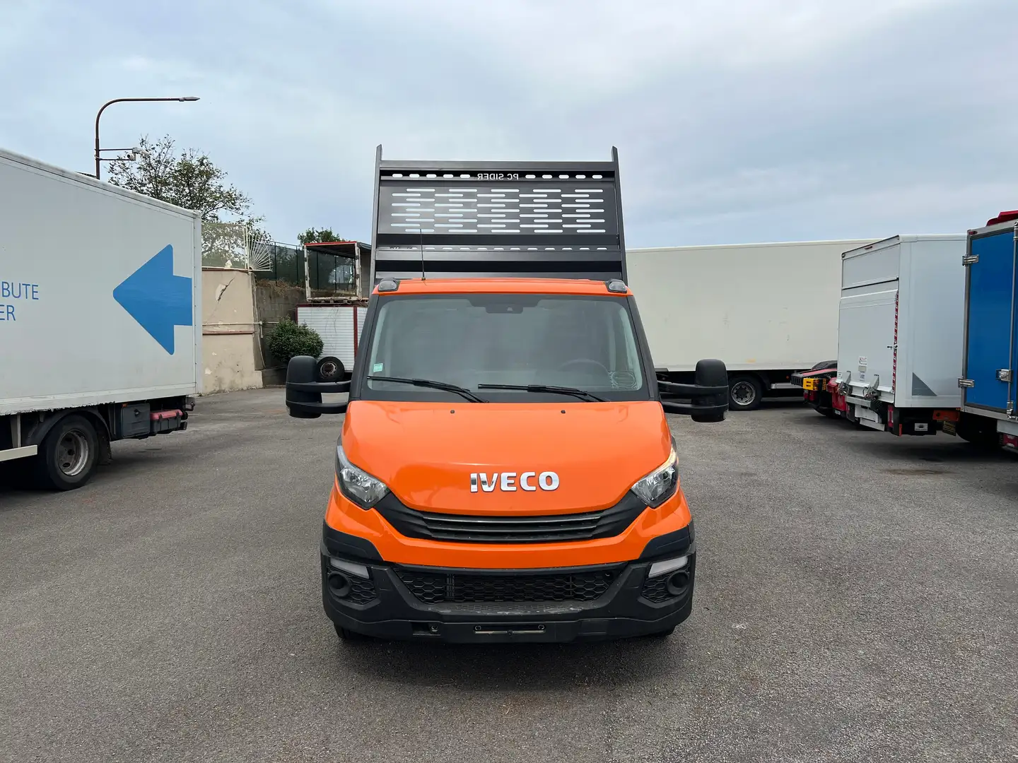 Iveco DAILY 35C18 RIBALTABILE TRILATERALE EURO 6 Arancione - 2