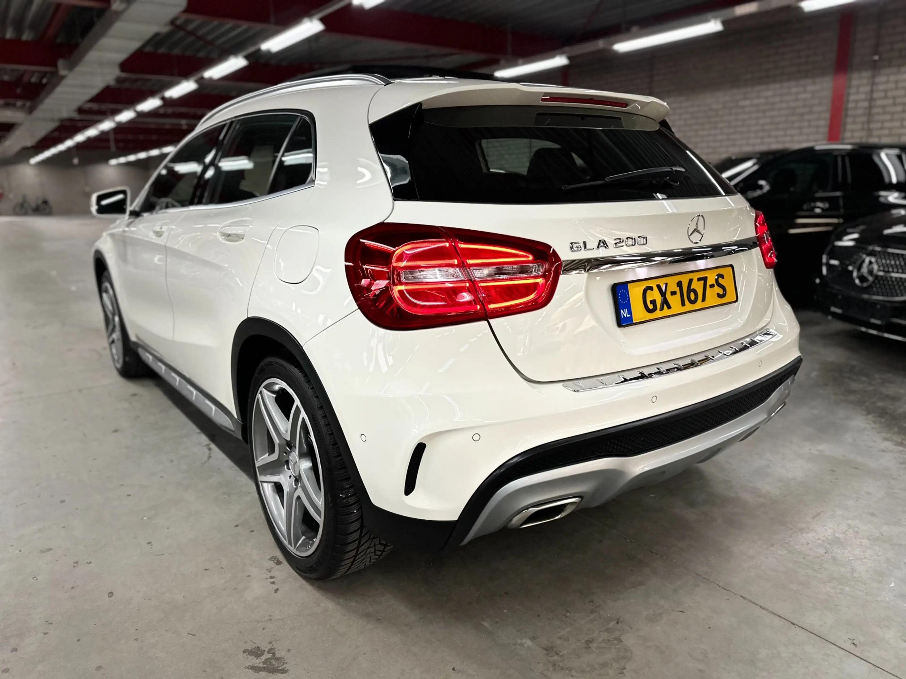 Mercedes-Benz GLA 200 Ambition, AMG, Pano, Trekhaak — photo 2