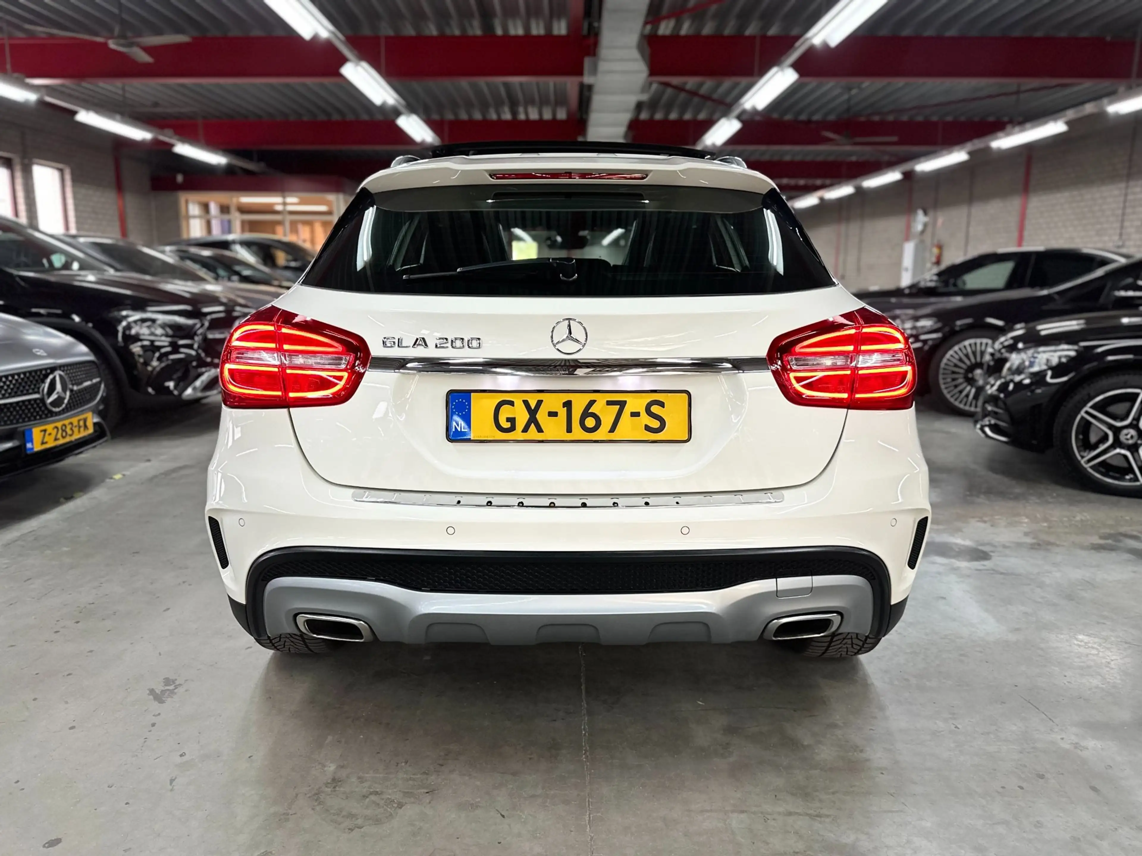 Mercedes-Benz GLA 200 Ambition, AMG, Pano, Trekhaak — photo 4