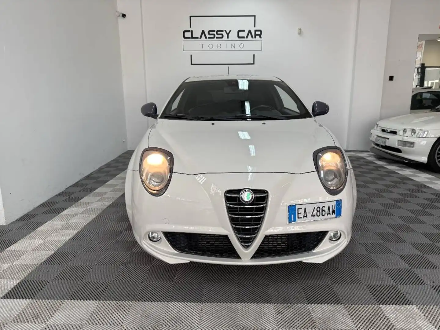 Alfa Romeo MiTo 1.4 tb 170cv Quadrifoglio Verde Weiß - 2
