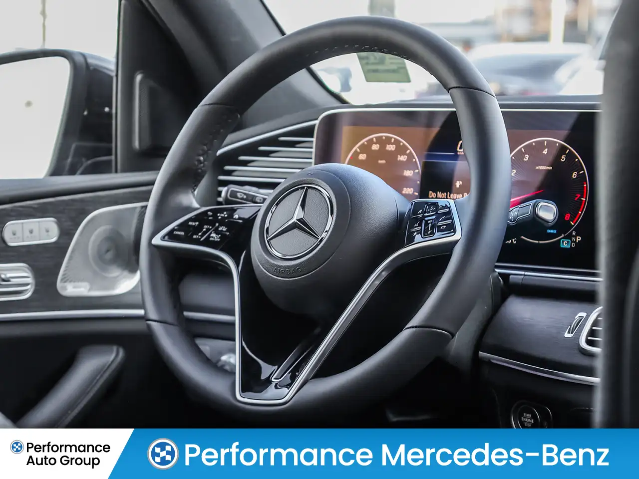 Mercedes-Benz GLE снимка Mercedes-Benz GLE