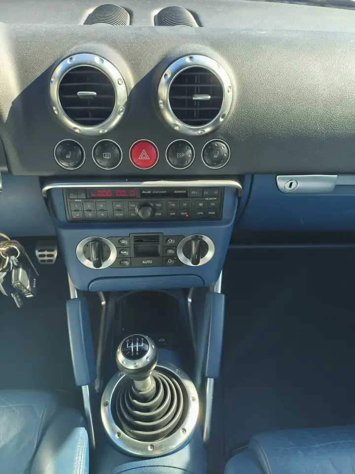 Audi TT Coupe 1.8 T, foto 10
