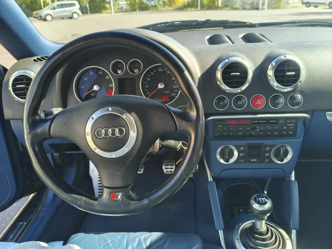Audi TT Coupe 1.8 T, foto 11