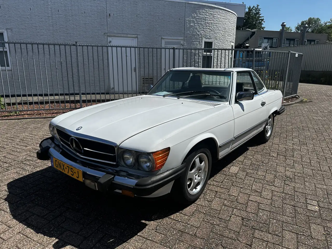 Mercedes-Benz SL 560 SL, foto 1