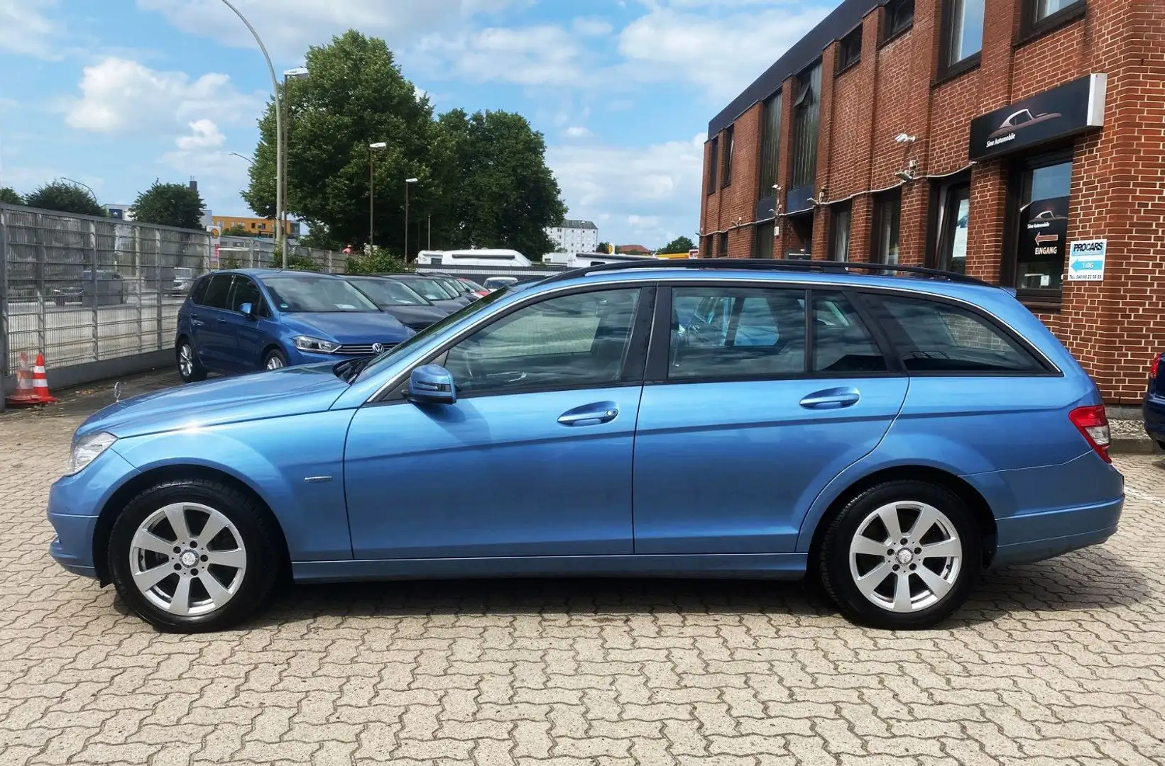 Mercedes-Benz C 250 C -Klasse T-Modell CGI BlueEfficiency Blau - 2