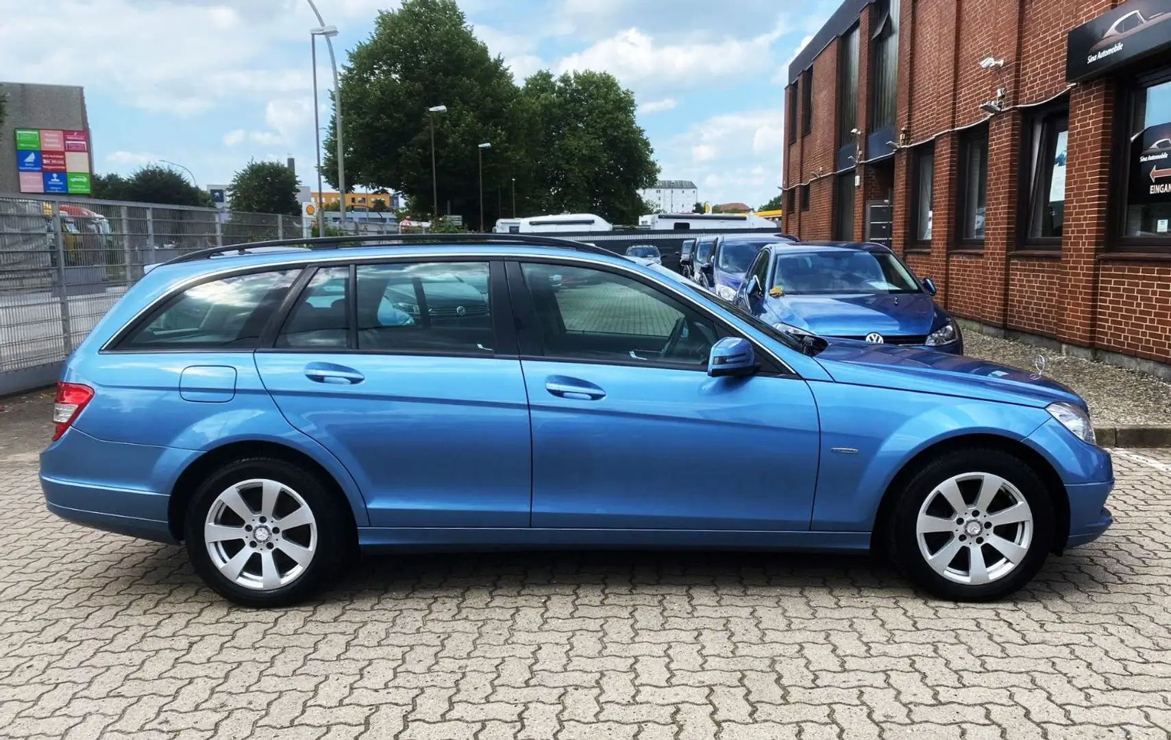 Mercedes-Benz C 250 C -Klasse T-Modell CGI BlueEfficiency Blau - 1