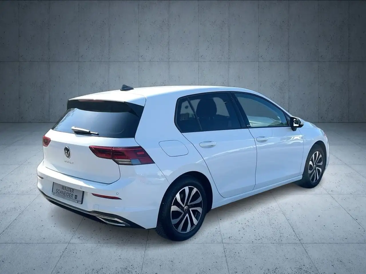 Volkswagen Golf 2.0 TDI DSG Active Navi LEDplus AHK 7