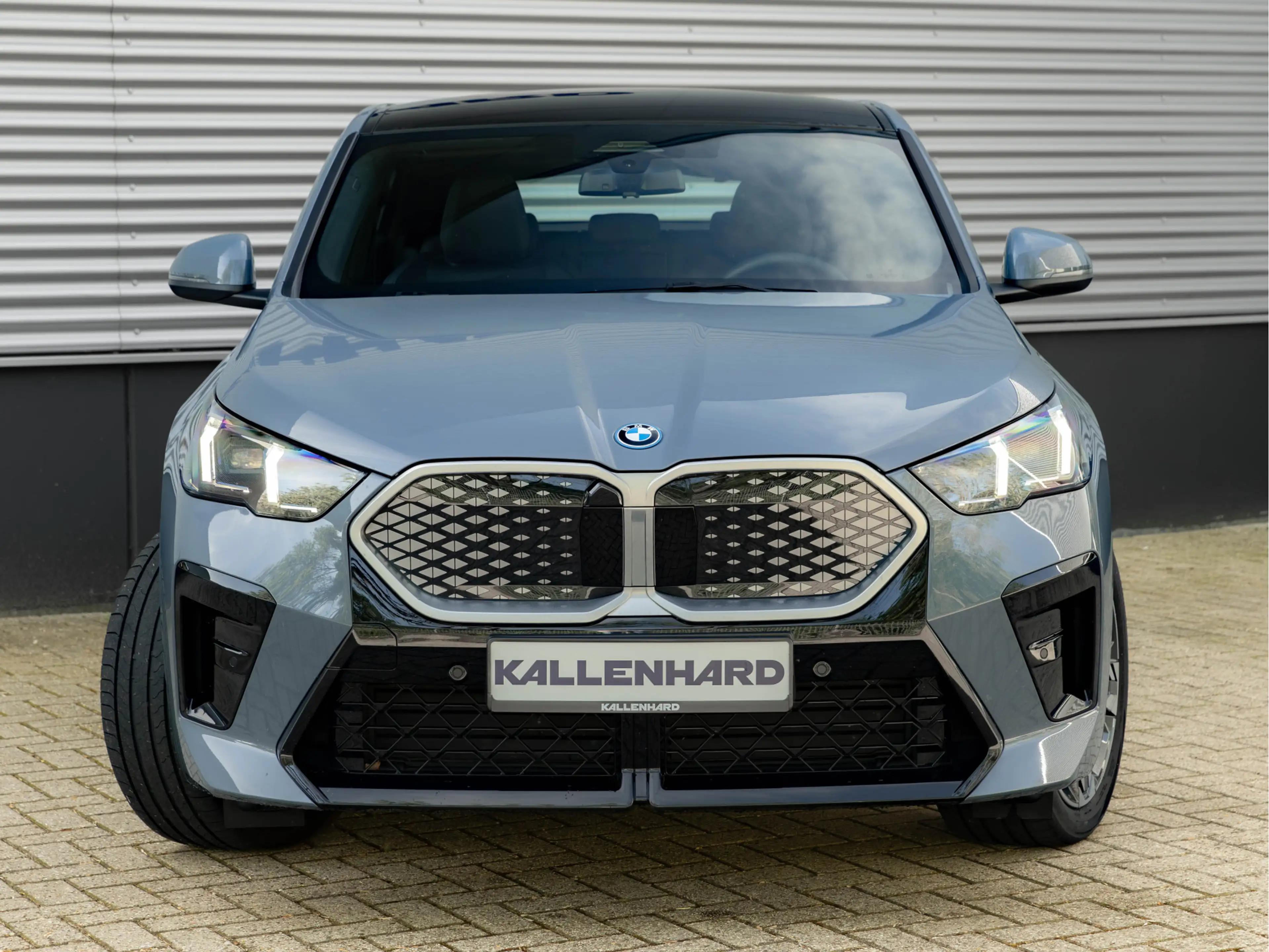 BMW iX2 eDrive20 M-Sport - Pano - Trekhaak - Memoryzetel - — photo 6
