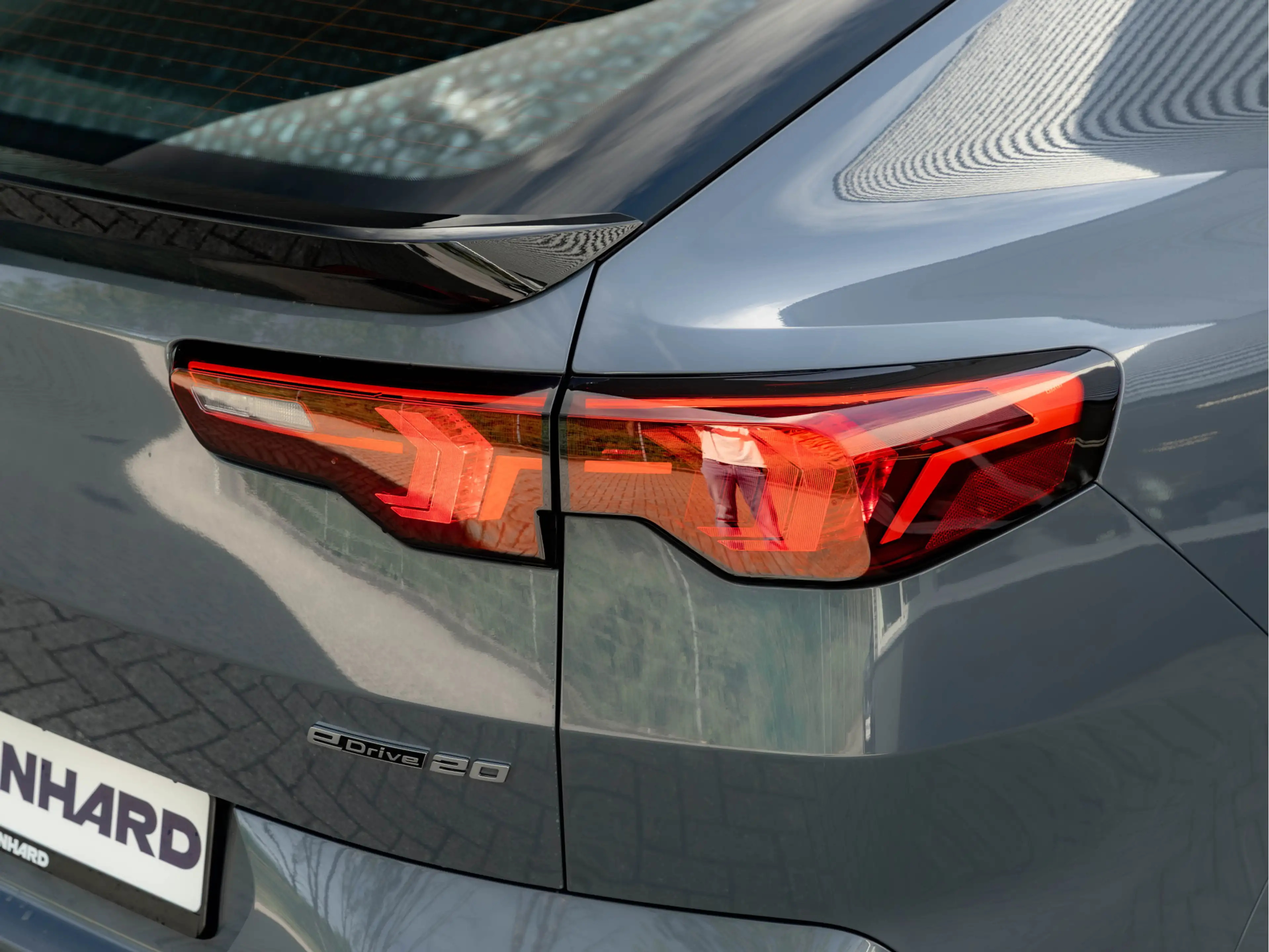 BMW iX2 eDrive20 M-Sport - Pano - Trekhaak - Memoryzetel - — photo 14