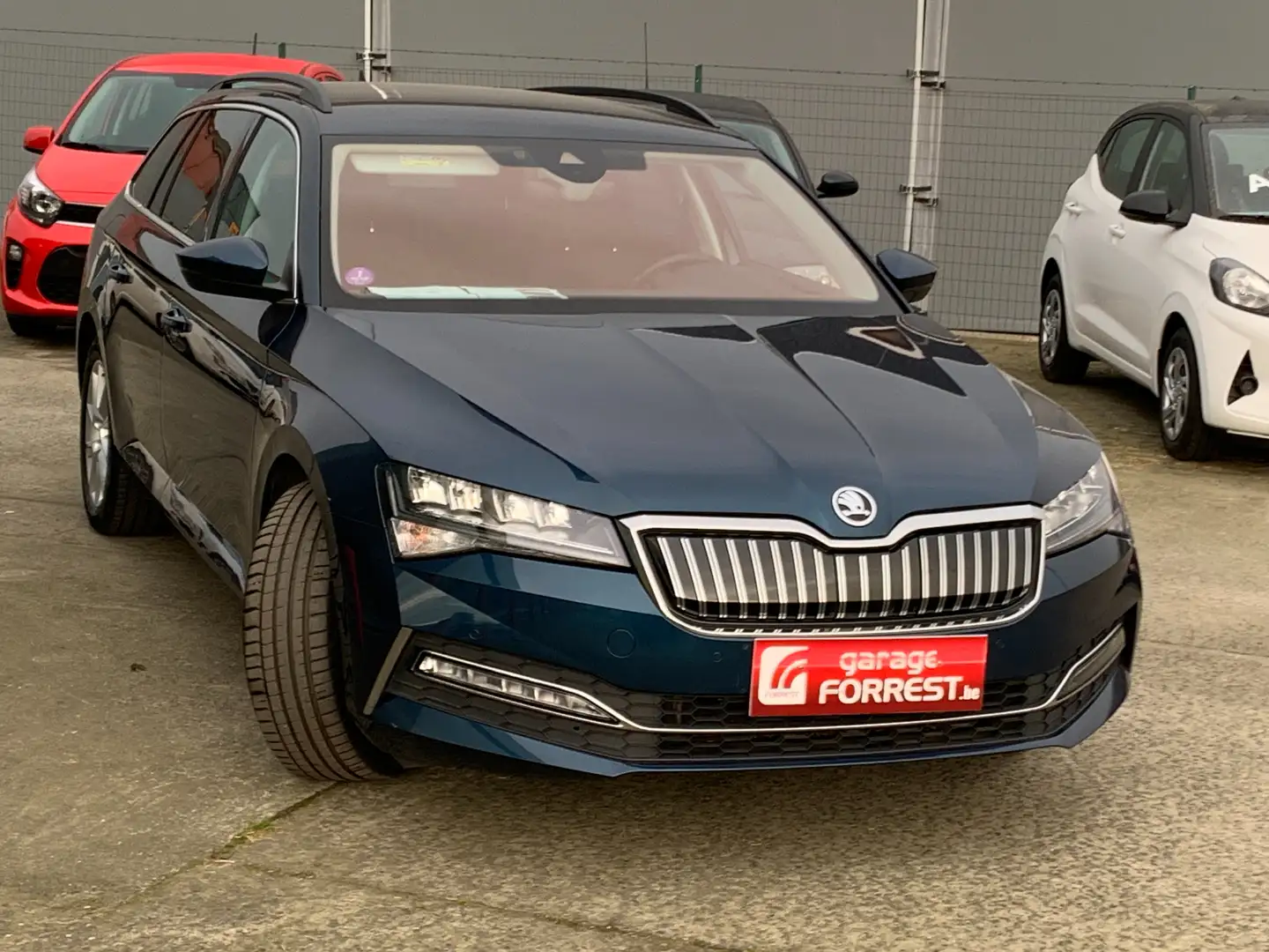 Skoda Superb SW 1.4 TSI PHEV Style DSG (160 kW) Verde - 2