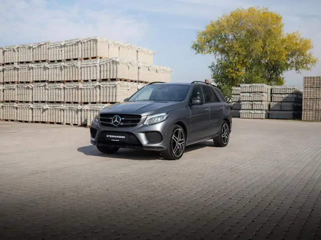 Mercedes-Benz GLE 350 d 4Matic / AMG LINE / PANO / MEMORY