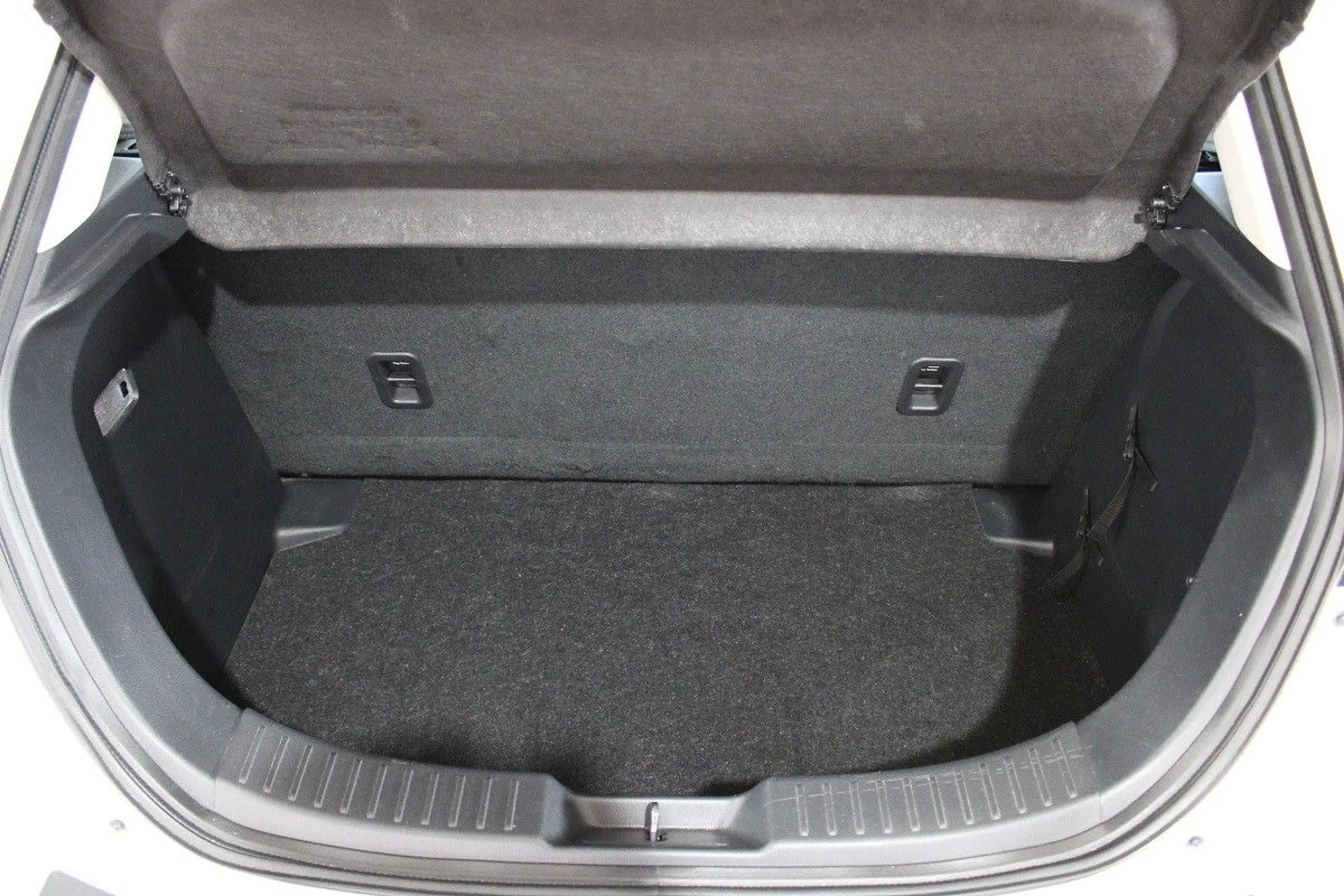 Mazda 2 Lim. SKY ACTIVE*Tüv NEU*Allwetter*Bluetooth* — photo 14