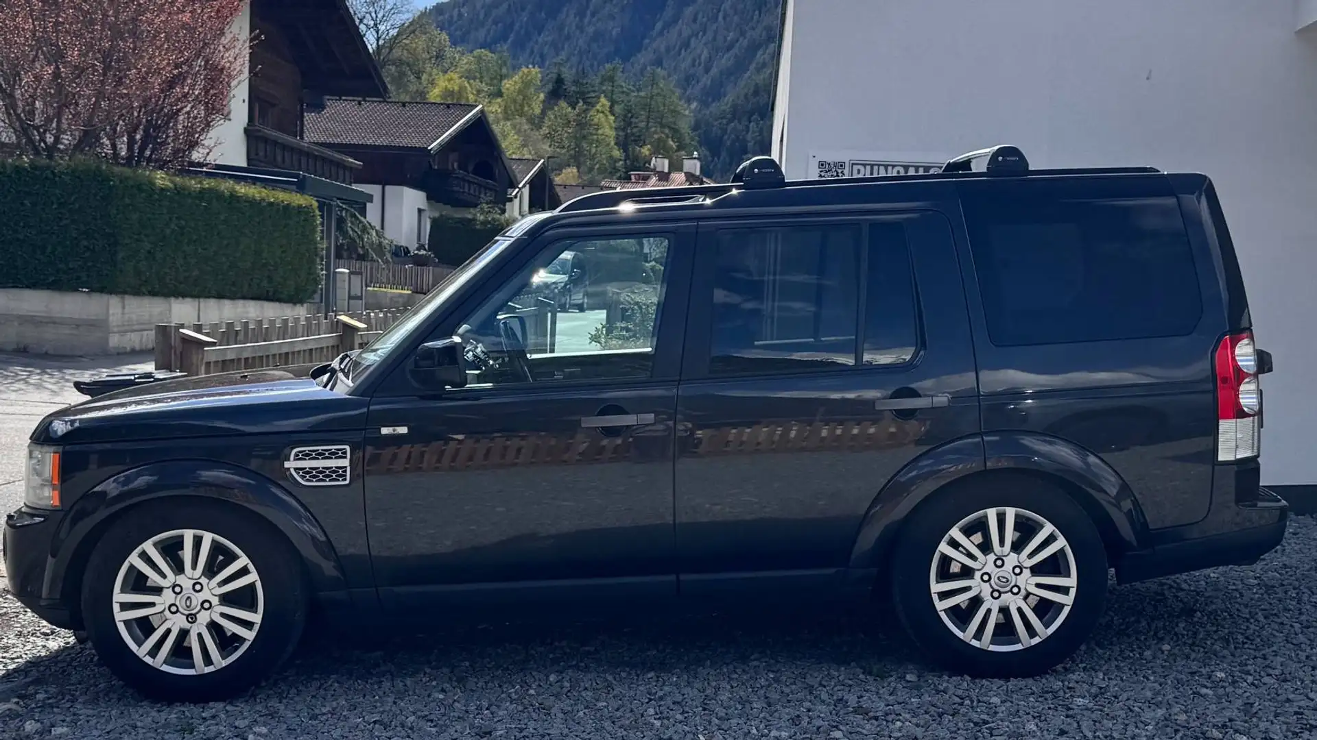 Land Rover Discovery Discovery 4 3,0 SDV6 SE DPF Aut. SE Schwarz - 1