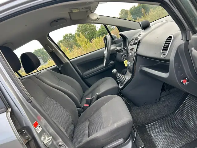Suzuki Splash view 20