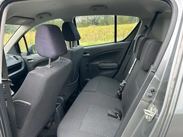 Suzuki Splash view 15