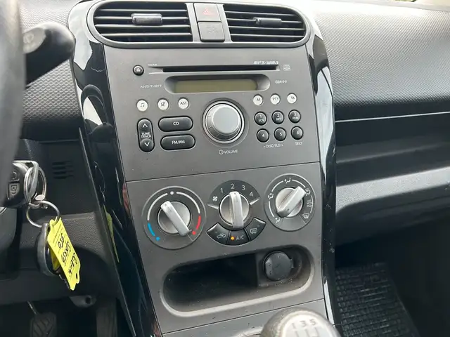 Suzuki Splash view 21