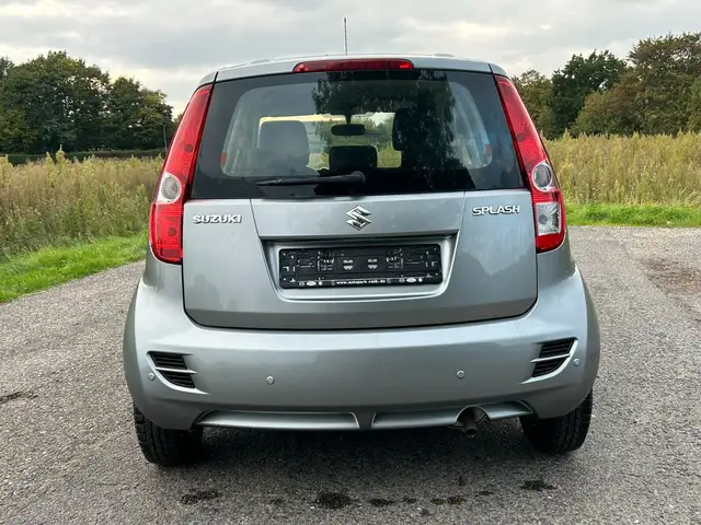 Suzuki Splash view 4