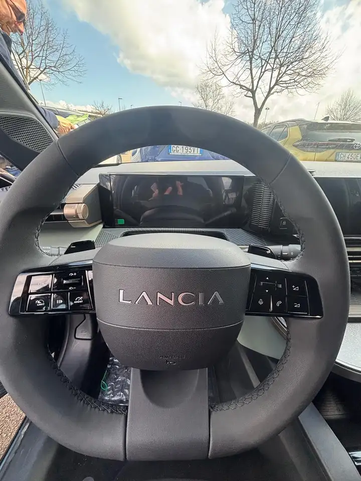 Lancia Ypsilon 2026 — фото 13