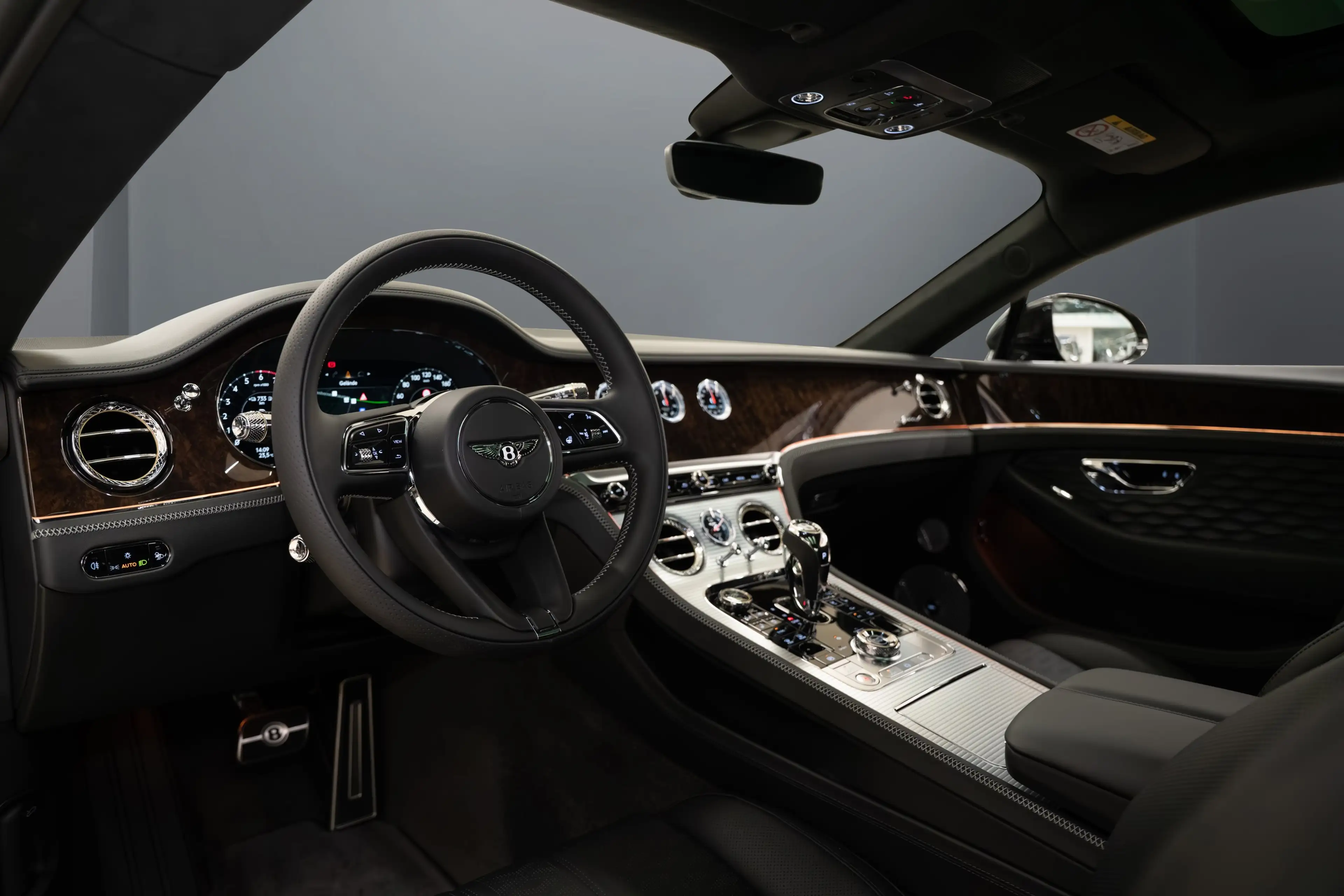 Bentley Continental GT Speed V8 Hybrid *MY2026* — photo 11