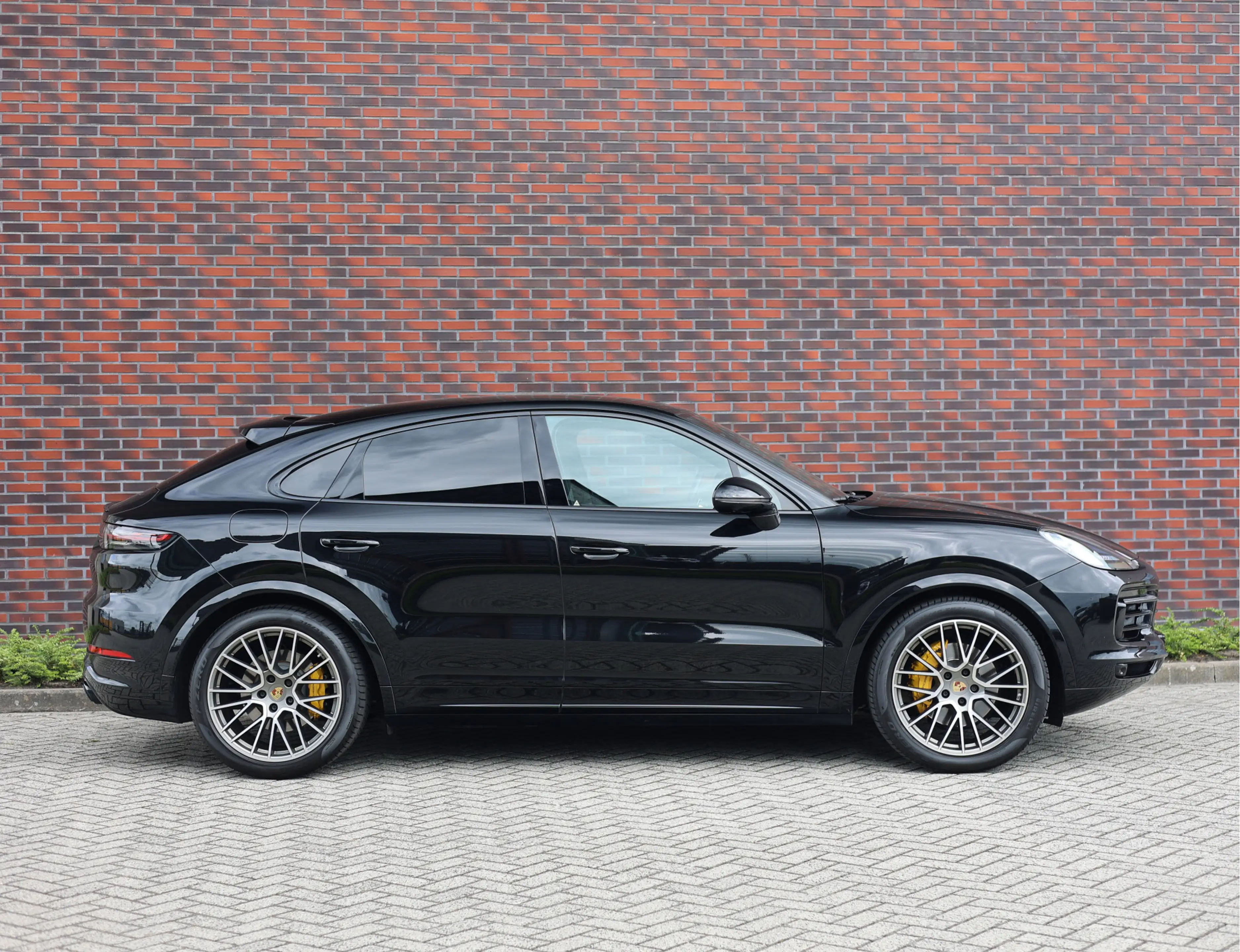 Porsche Cayenne Coupé 3.0 E-Hybrid | Platinum Edition - Pano - HUD — photo 13