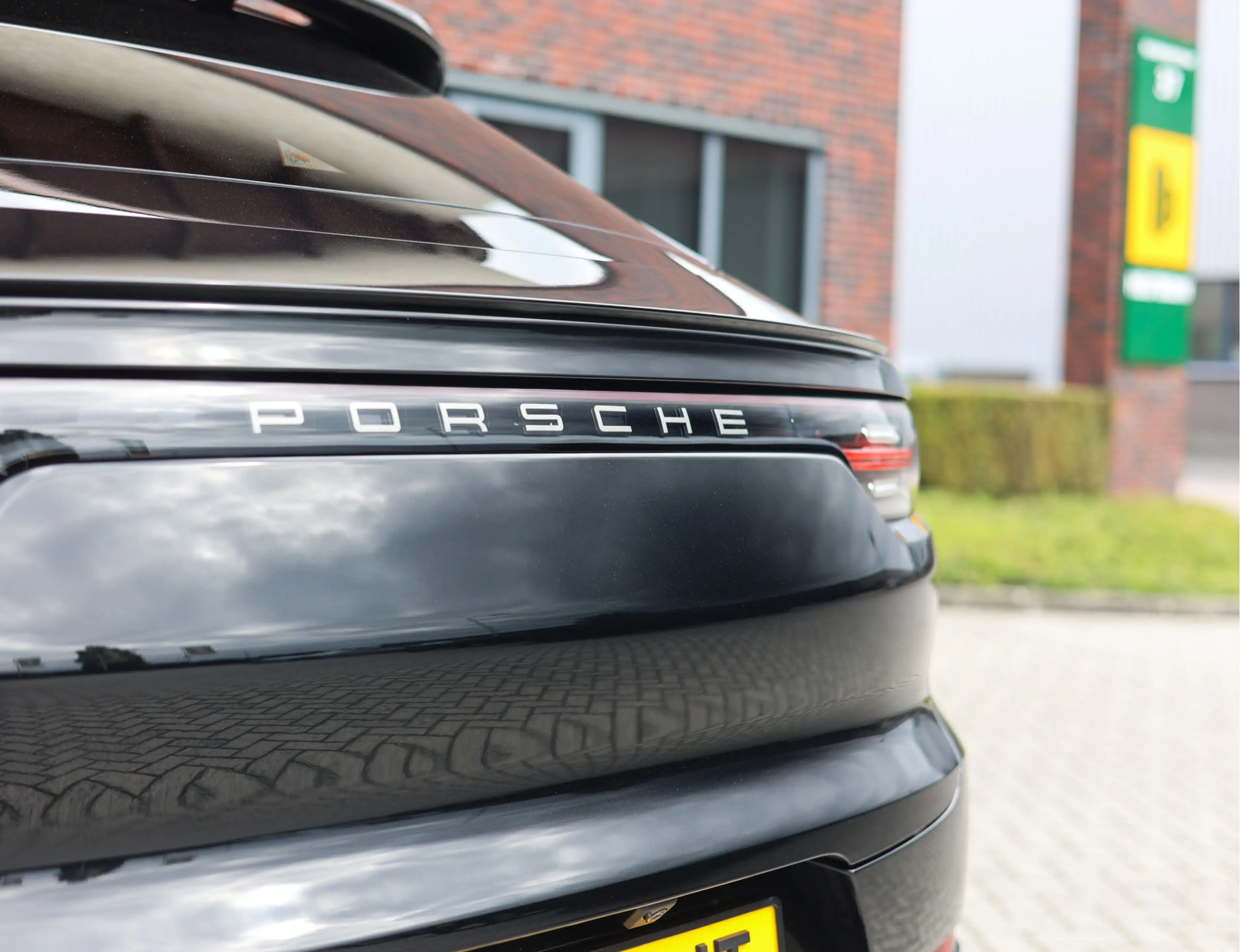 Porsche Cayenne Coupé 3.0 E-Hybrid | Platinum Edition - Pano - HUD — photo 10