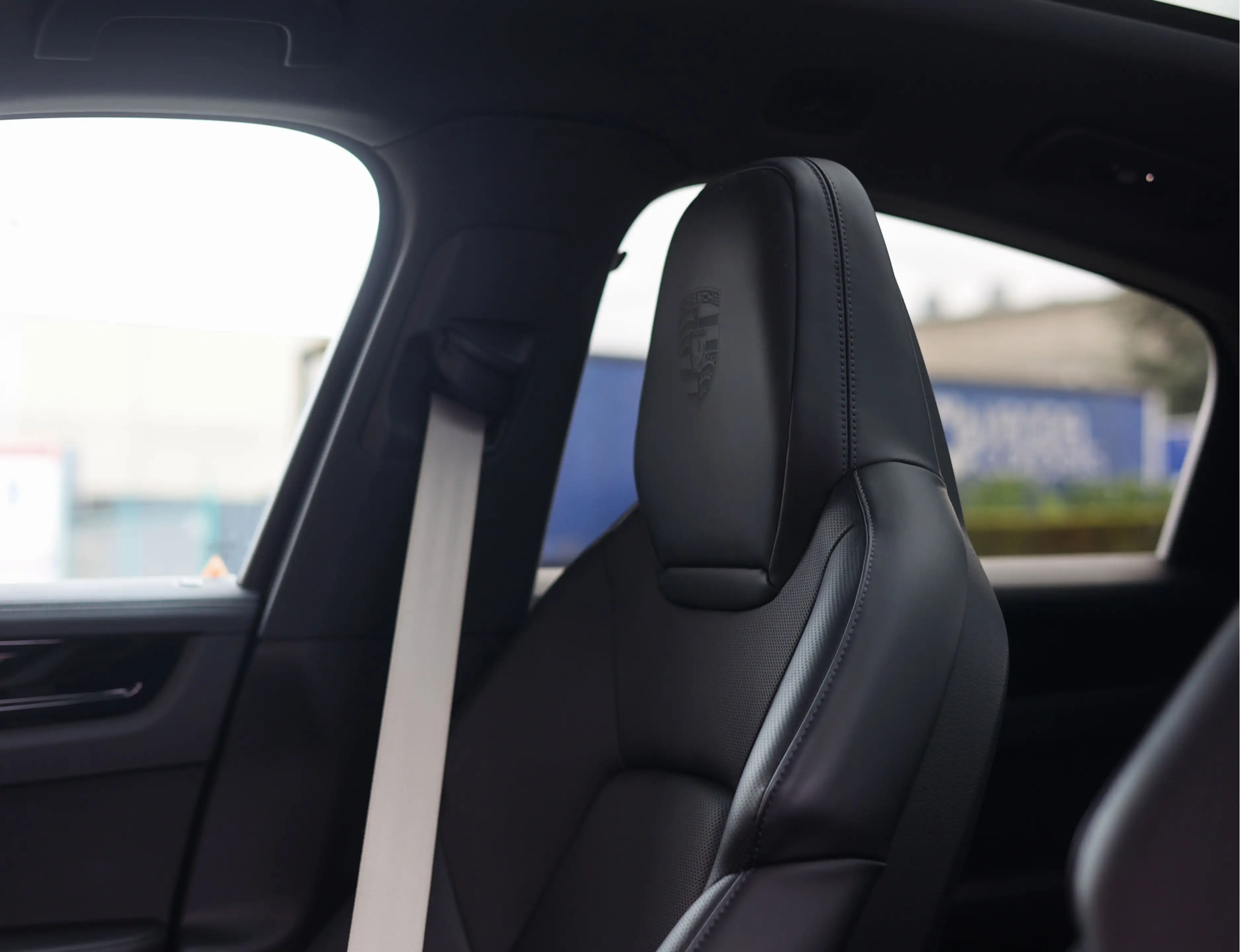 Porsche Cayenne Coupé 3.0 E-Hybrid | Platinum Edition - Pano - HUD — photo 4