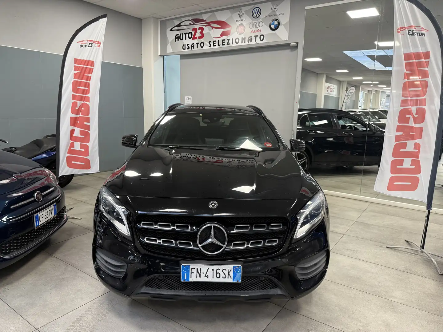 Mercedes-Benz GLA 200 d Premium 4matic auto - 1