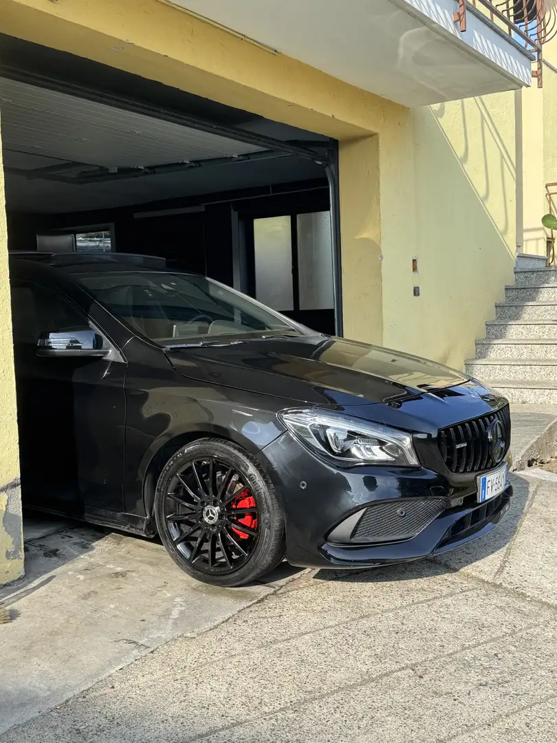 Mercedes-Benz CLA 200 premium 4 matic - 2