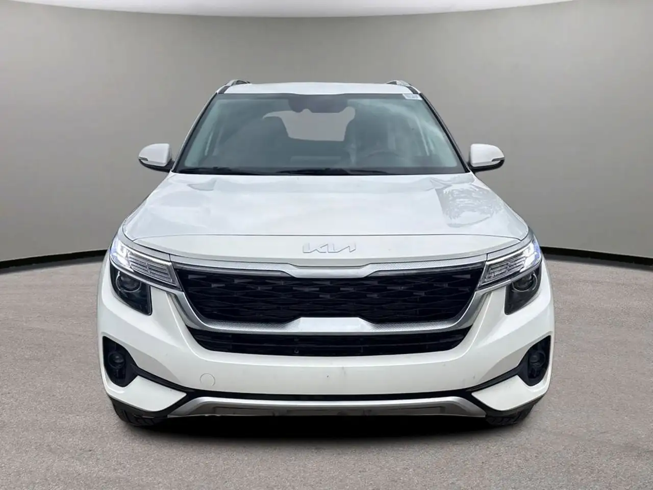 Kia Seltos photo Kia Seltos