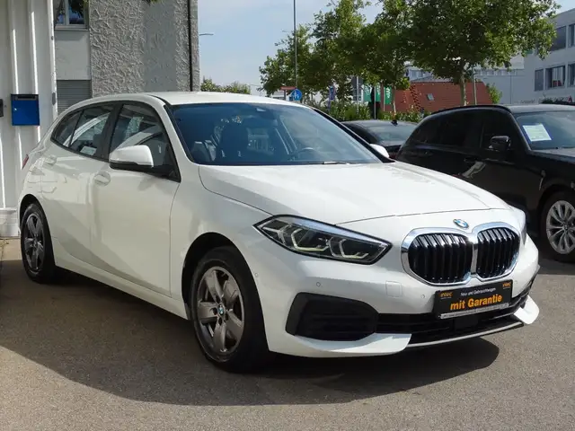 BMW 118 d Aut Advantage Navi LC Prof LED 16" Hifi PDC
