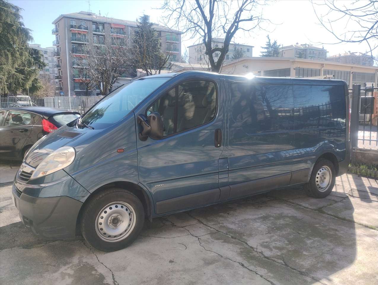 Opel Vivaro 2.0 CDTI Passo Lungo portellone vetrato 115cv