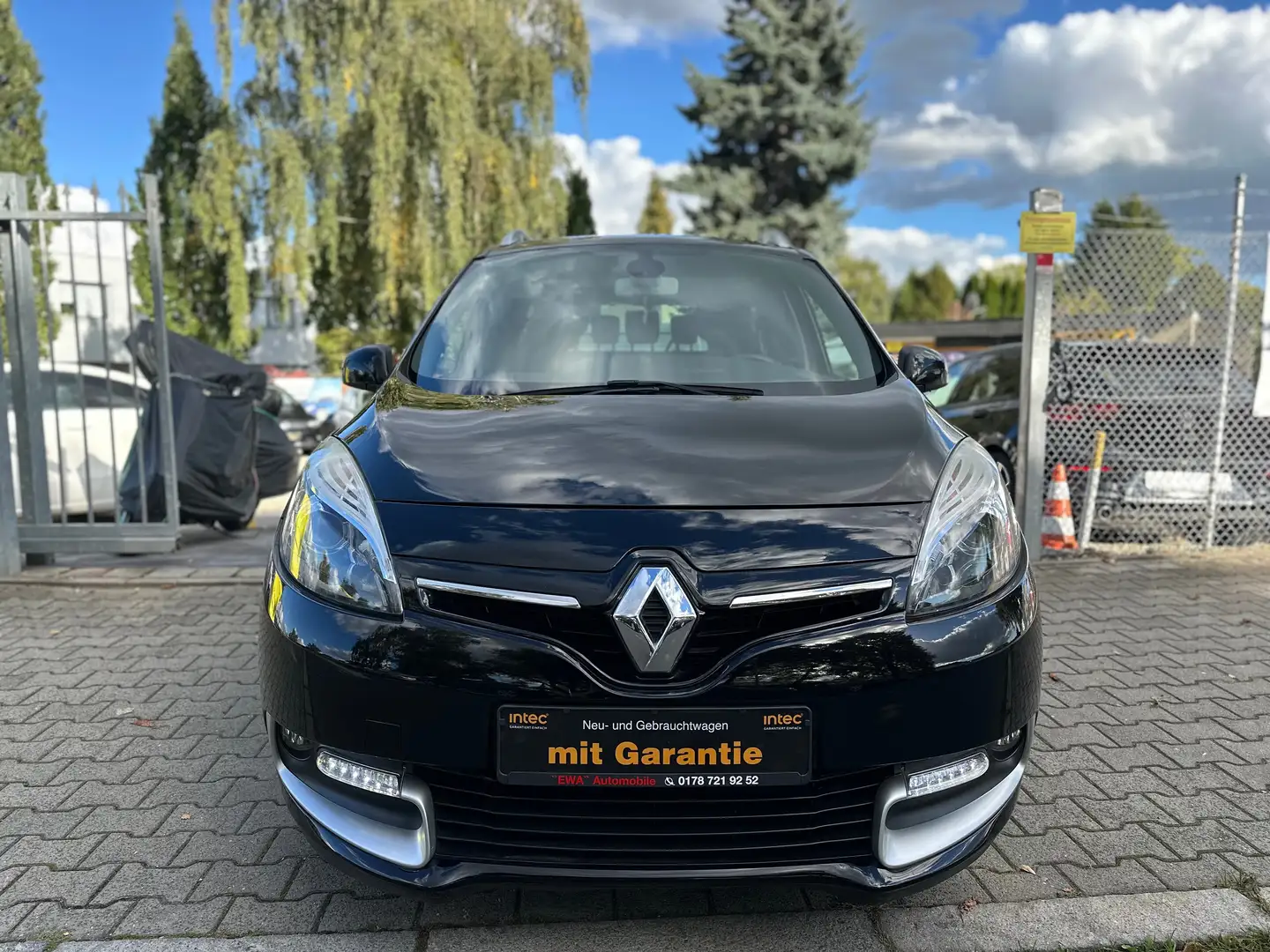 Renault Grand Scenic Limited,7.SITZER,77.TKM,NAVI,SHZ,AHK,TEMPOMAT,TOP! Schwarz - 2